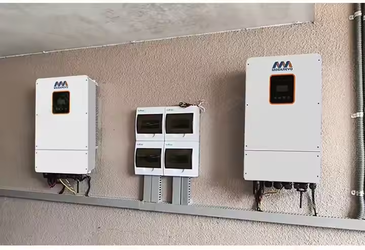 Megarevo R12KLNA 12kW Hybrid Smart Inverter IP65 rating w/touch screen and WiFi 5 yr warranty - Image 6