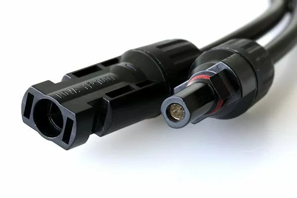 MC4 M/F connector Assembled with wire - Image 4